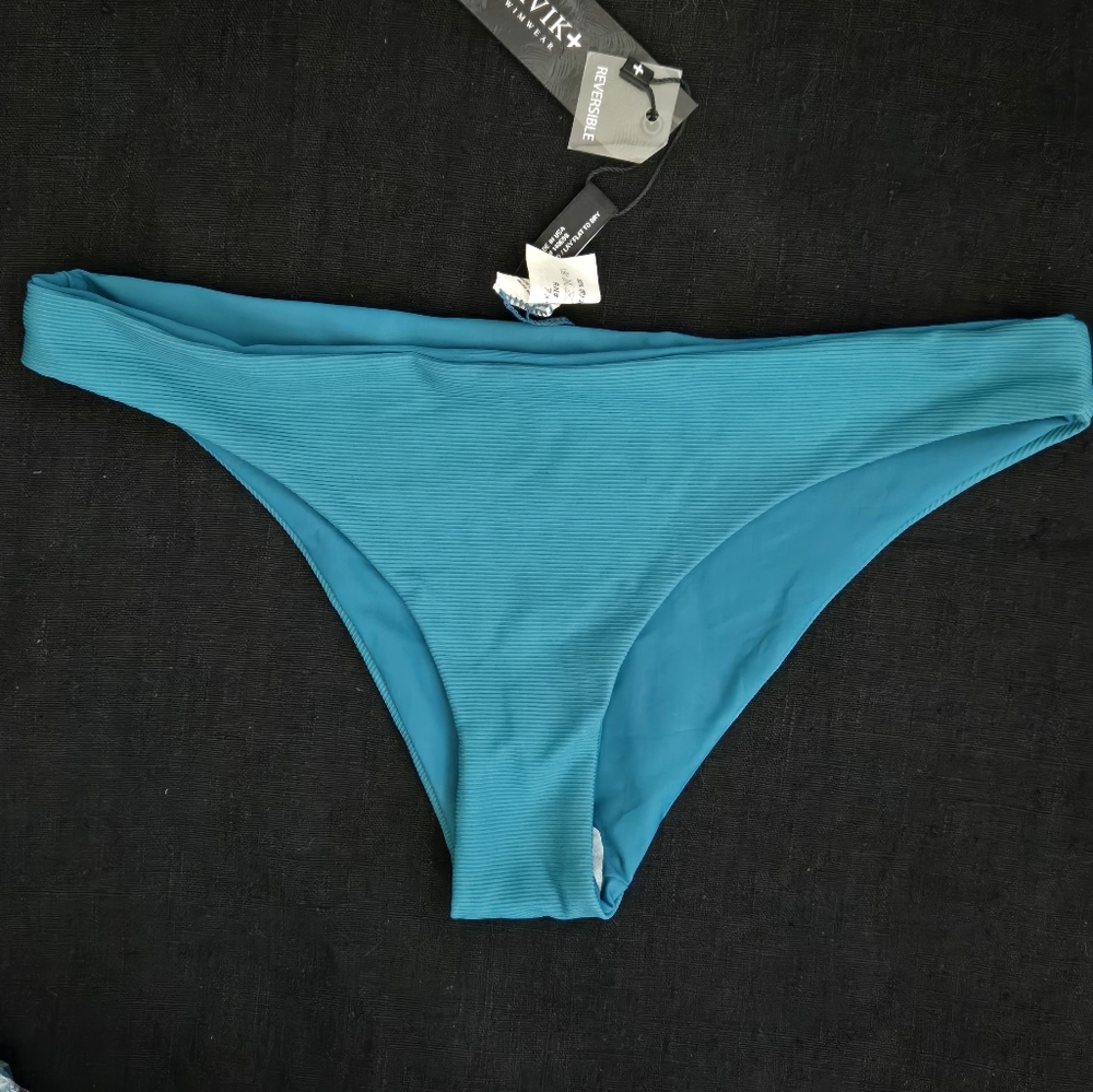 Tavik reversible ribbed moderate swim bottom